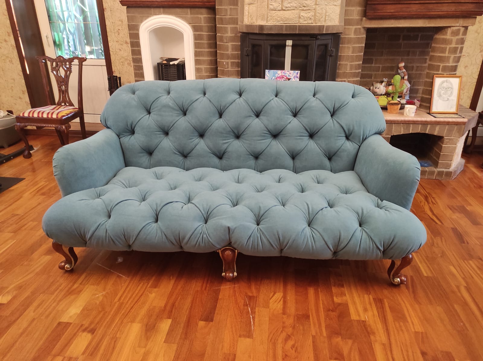 Перетяжка дивана. Лесная